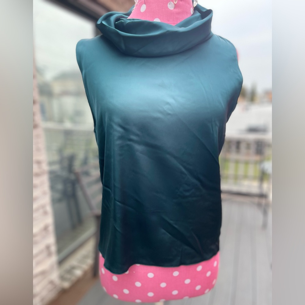 NEW 🦕 ZARA  Silk Emerald Green Cowl Neck Top